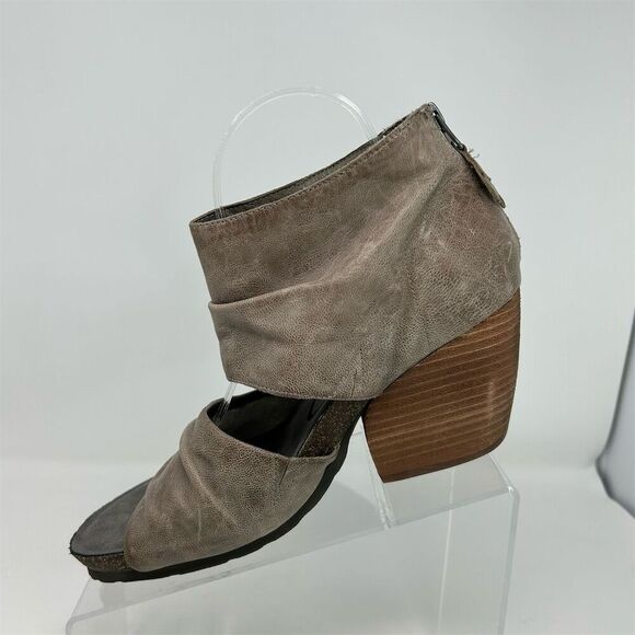 OTBT Patchouli Ruched Gray Leather Back Zipper Heeled Sandals Size 9M Open Toe - Picture 3 of 14